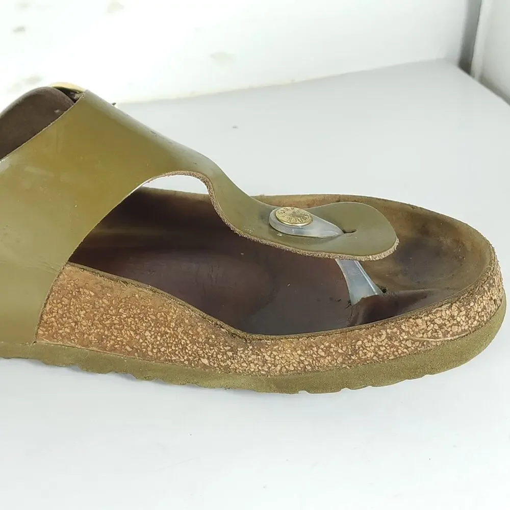 Birkenstock Women's Gizeh Big Buckle EU39 US8 Patent Leather Green Thong Sandal